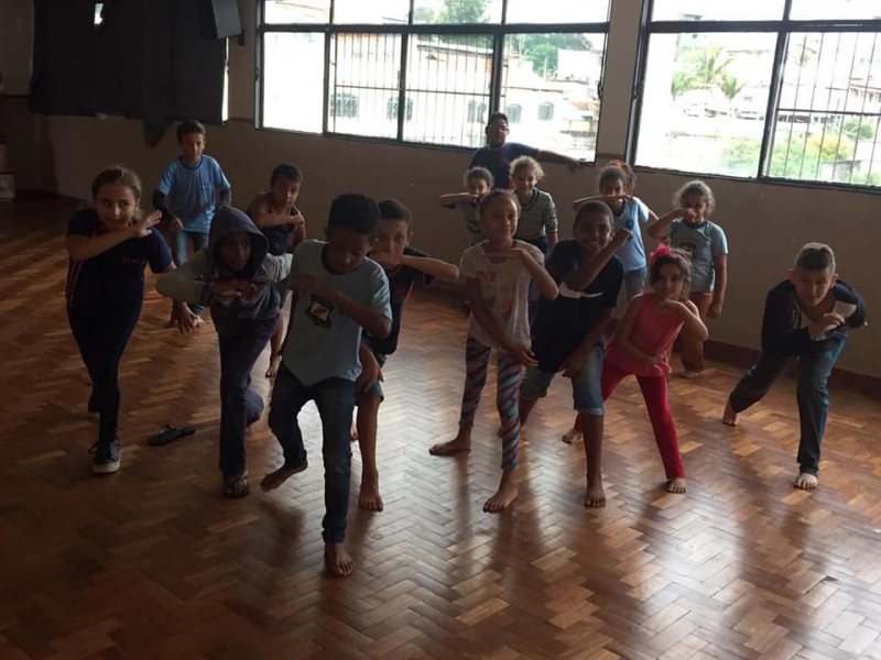 CAPOEIRA E ALEGRIA